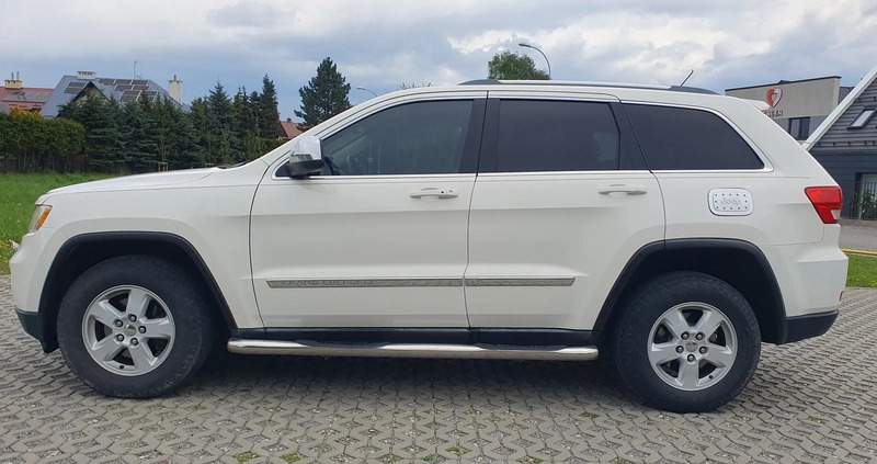 Jeep Grand Cherokee cena 45999 przebieg: 220000, rok produkcji 2012 z Rzeszów małe 154